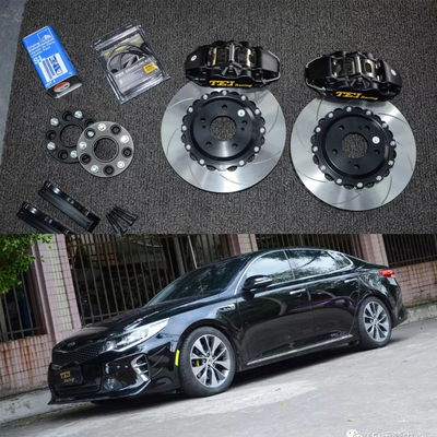 acheter Kit de freinage à 4 pistons pour les courses Kia Grand Kit avec 330*28 mm de disque à haute teneur en carbone pour les courses et les plaquettes de freinage pour K5 17 pouces fabrication en ligne