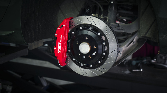 Frein à main électronique d'Audi Big Brake Kit Integrated pour le calibre de piston de la roue arrière 4 pour A4L