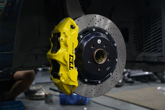 Kit de frein de calibre forgé par piston de BMW F10 F11 F07 F18 S60 6 avant de roue de 20 pouces